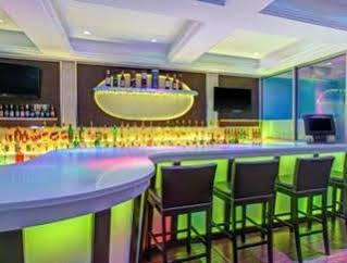 Days Inn & Suites By Wyndham Ozone Park/Jfk Airport New York Eksteriør bilde
